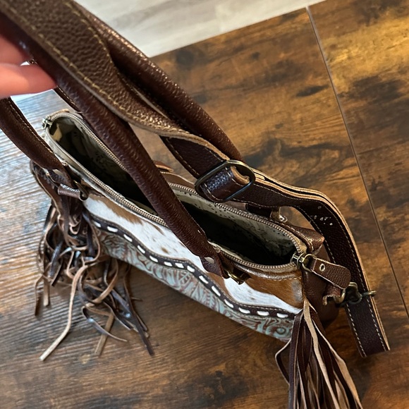 Myra Brown and Cream Fringe Handbag - Picture 6 of 9